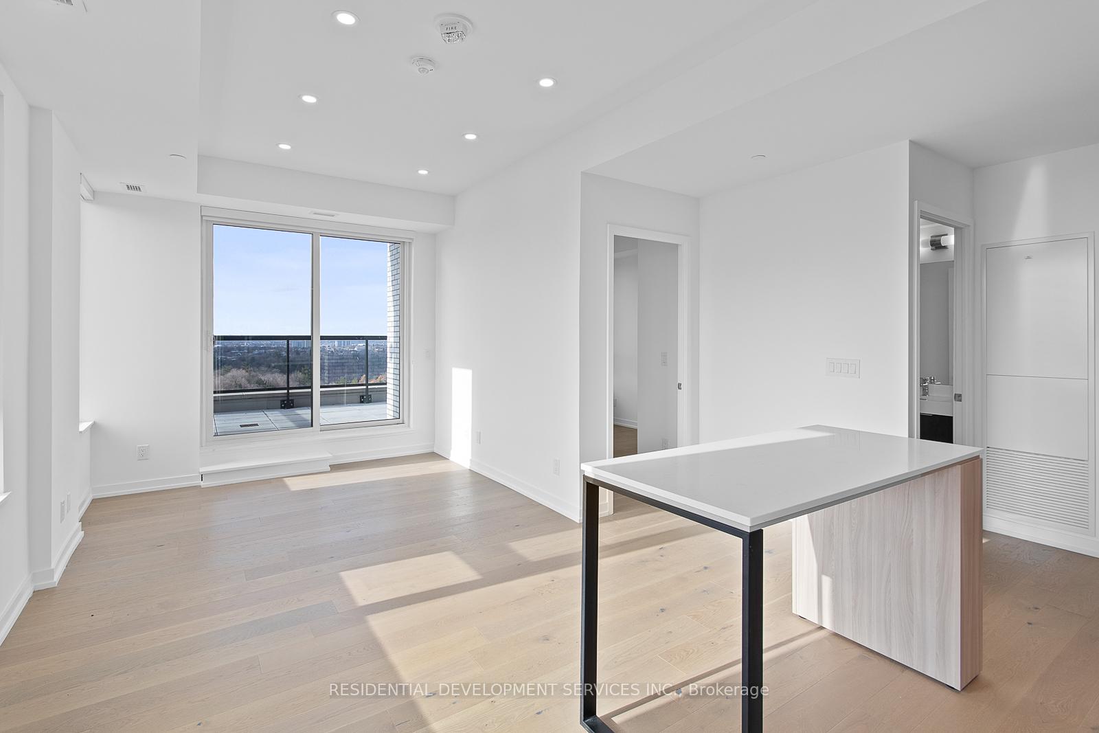 3 Bedrooms Condo at 3100 Keele,  Toronto For sale