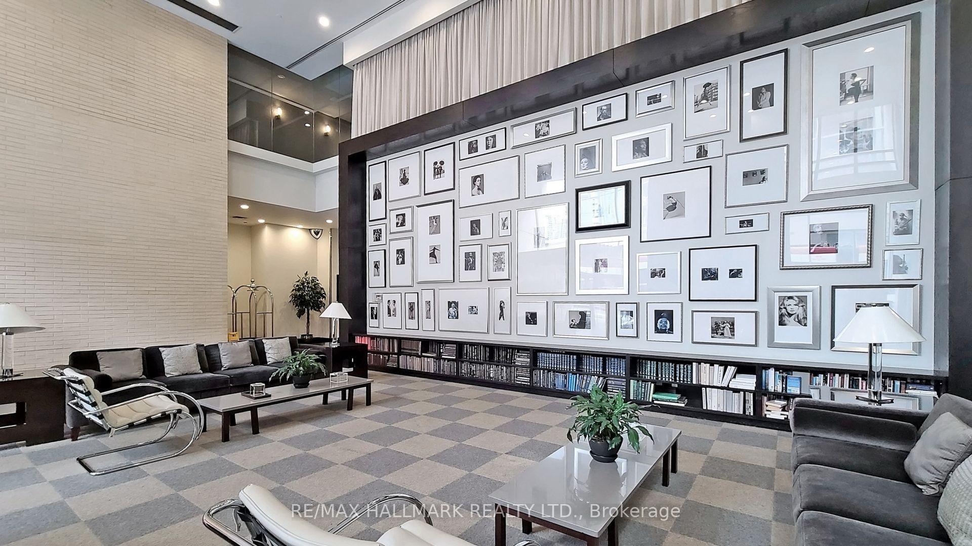 2 Bedrooms Condo at 438 King, Toronto For sale