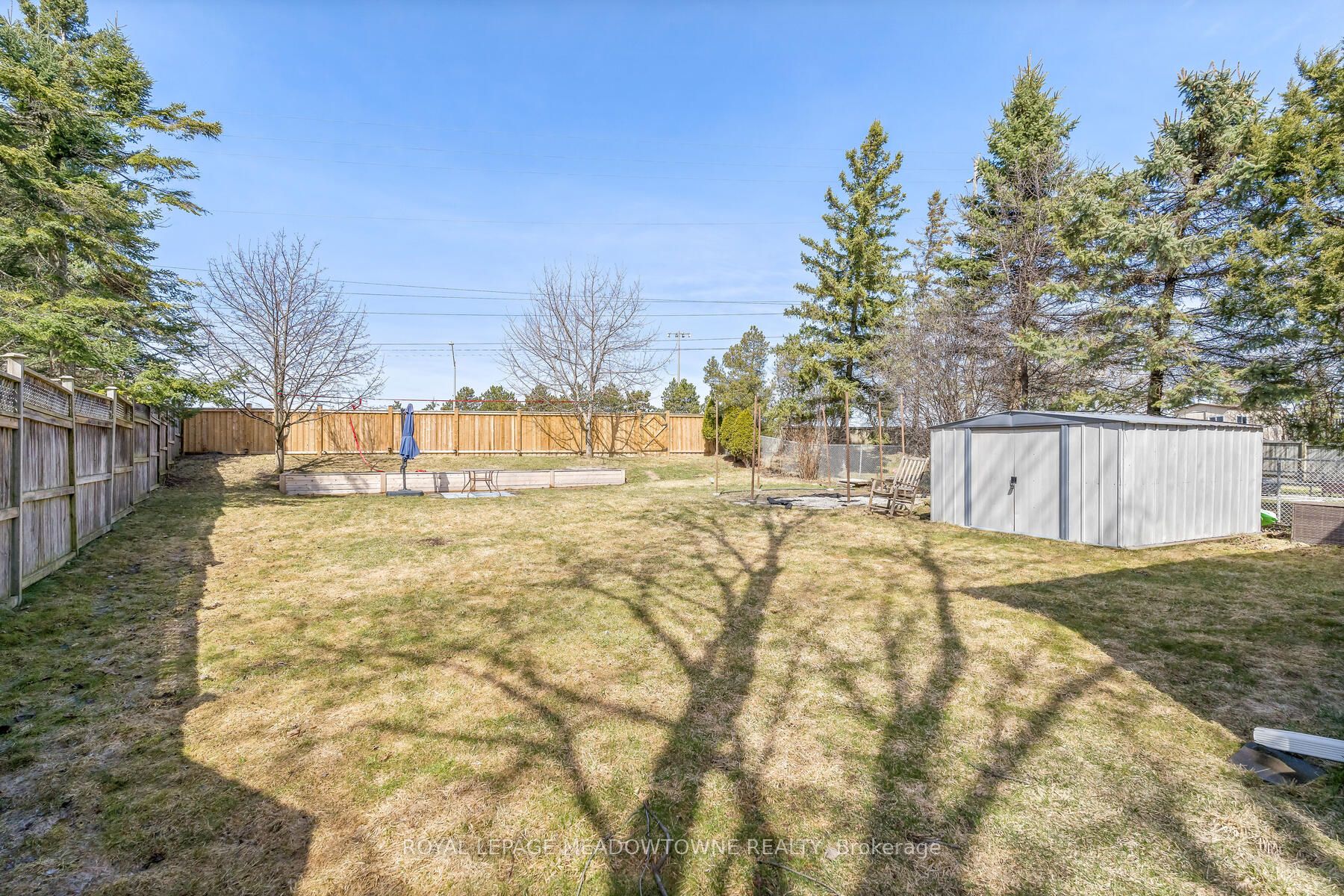 338 Whitehead Crescent