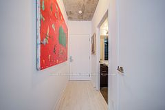 478 King Street W 318