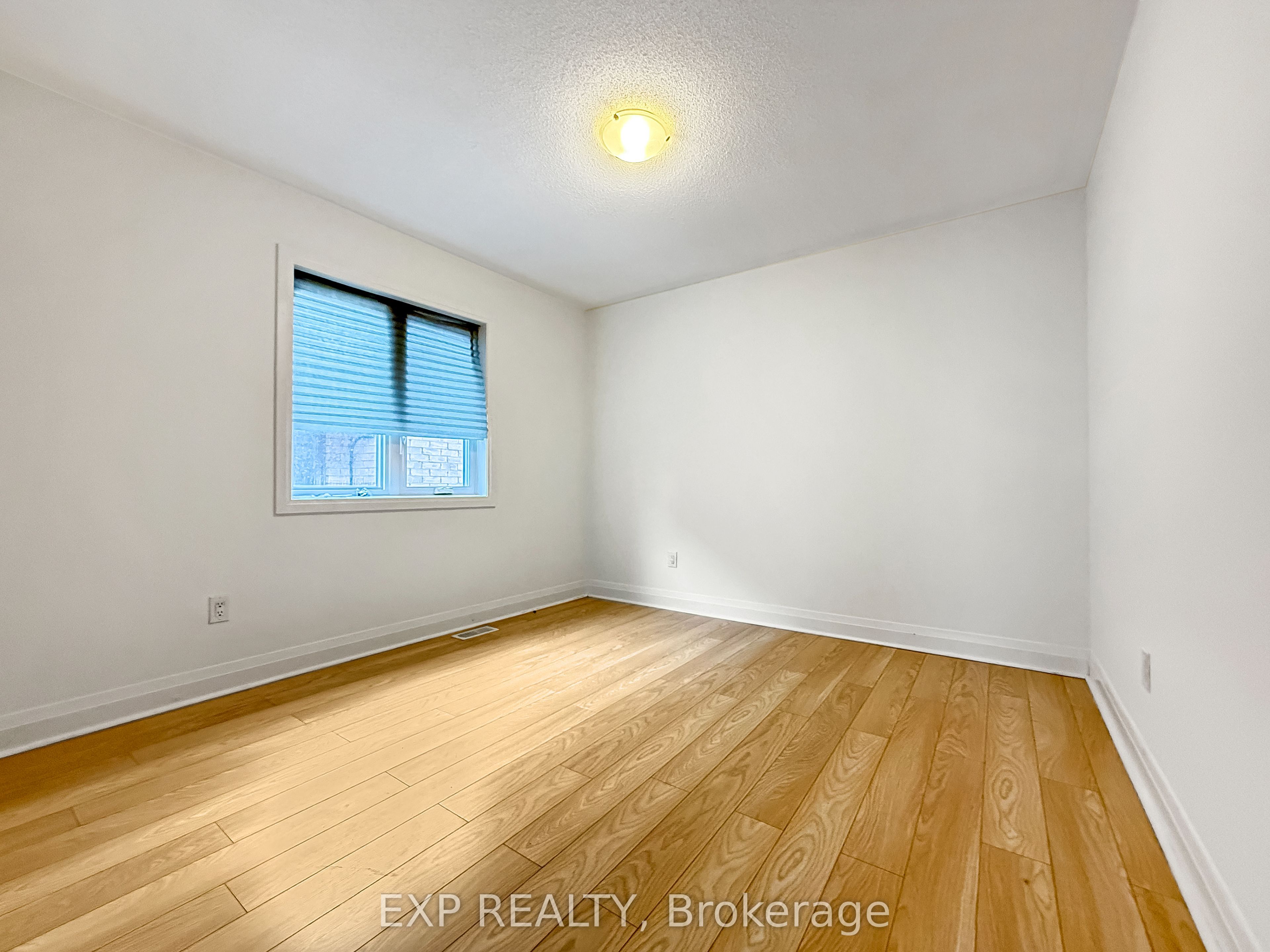 110 Frank Kelly Drive, #Upper
