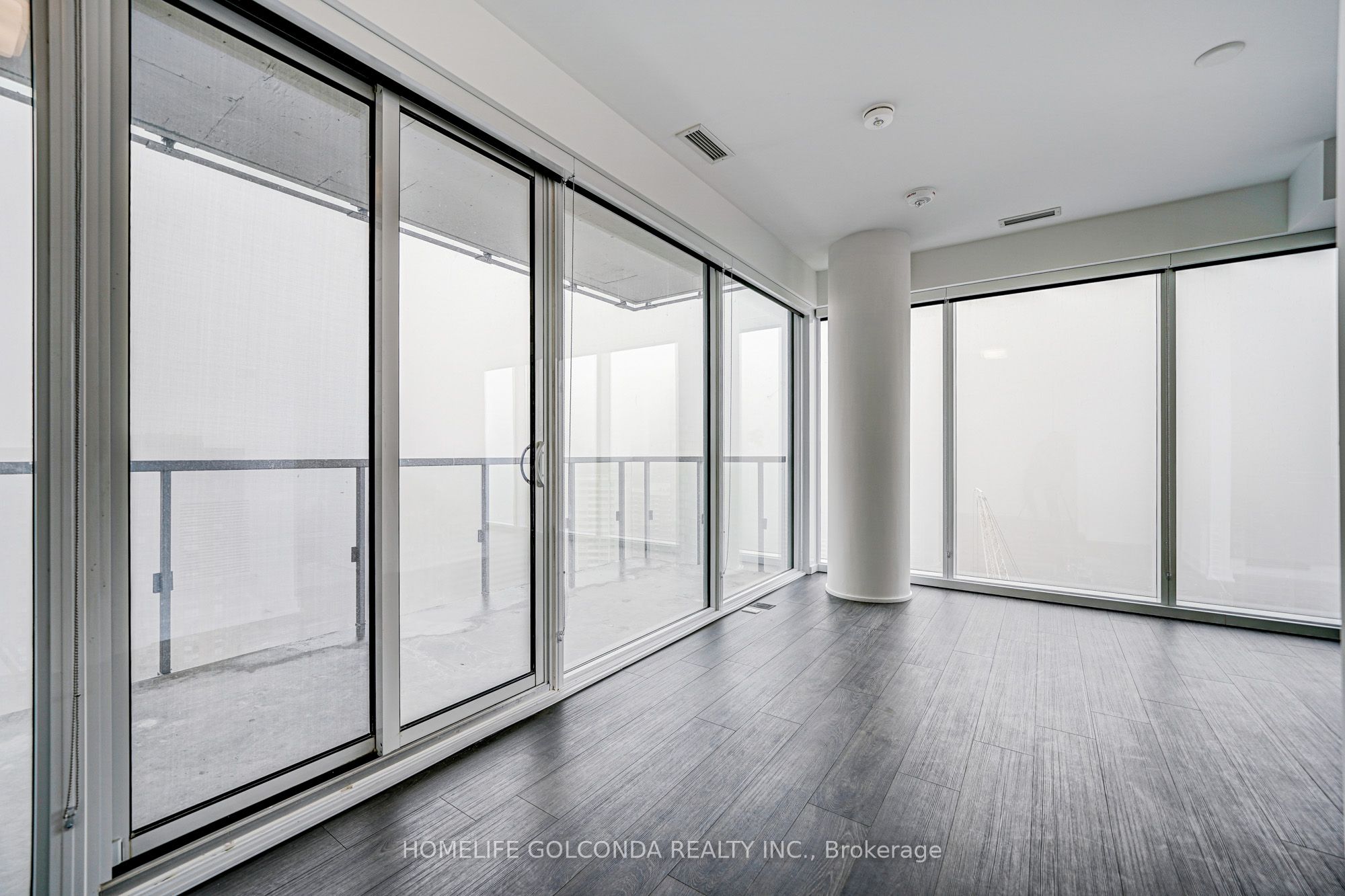 3 Gloucester Street, #3001