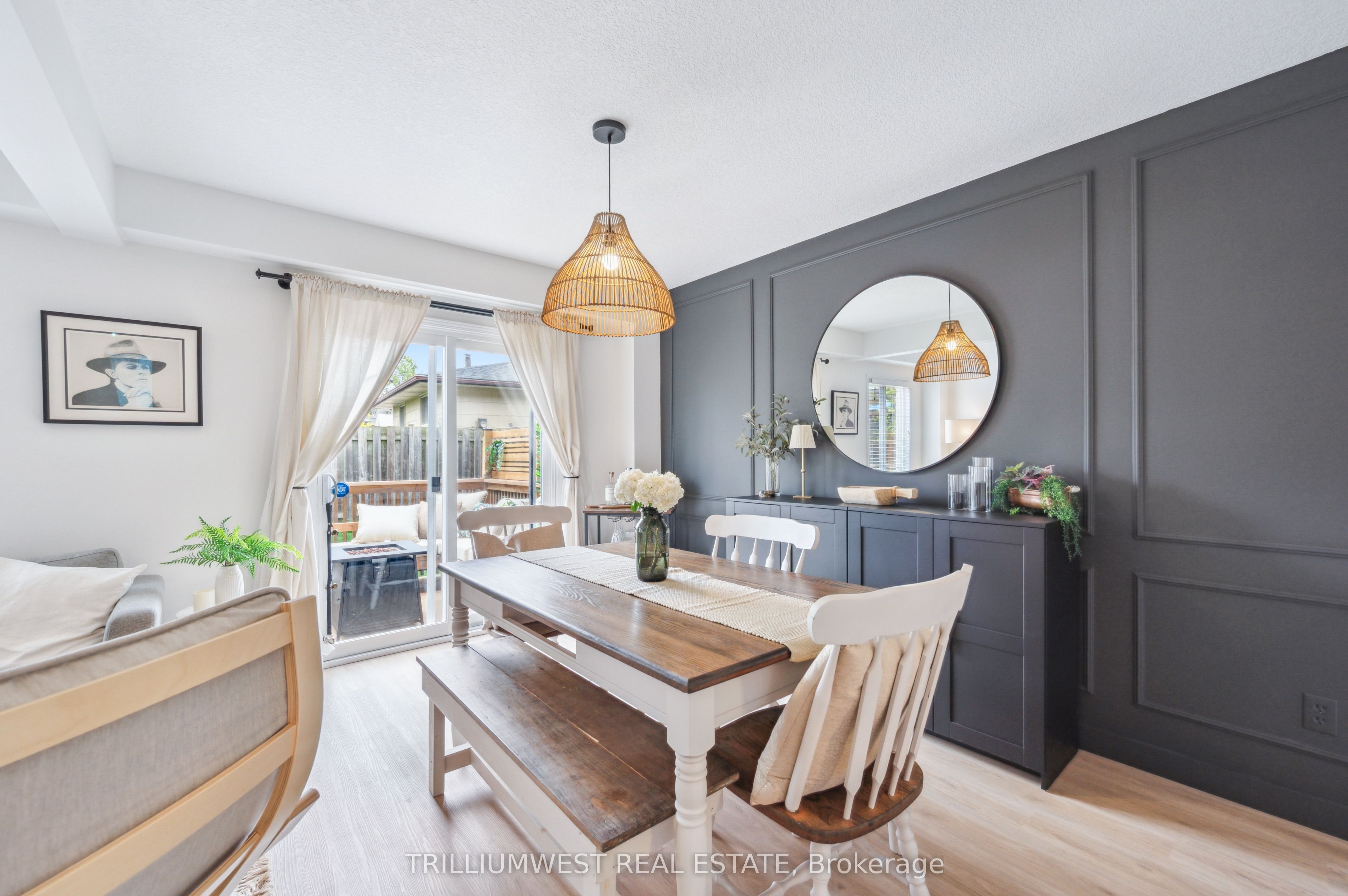 #22 - 120 Dudhope Avenue, Cambridge, ON N1R 4T7