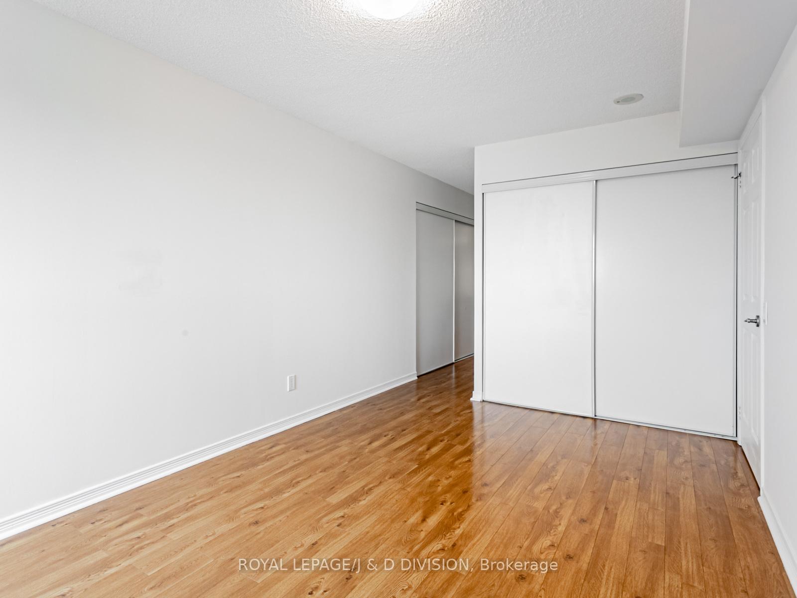 3 Bedrooms Condo at 60 Heintzman, Toronto For sale