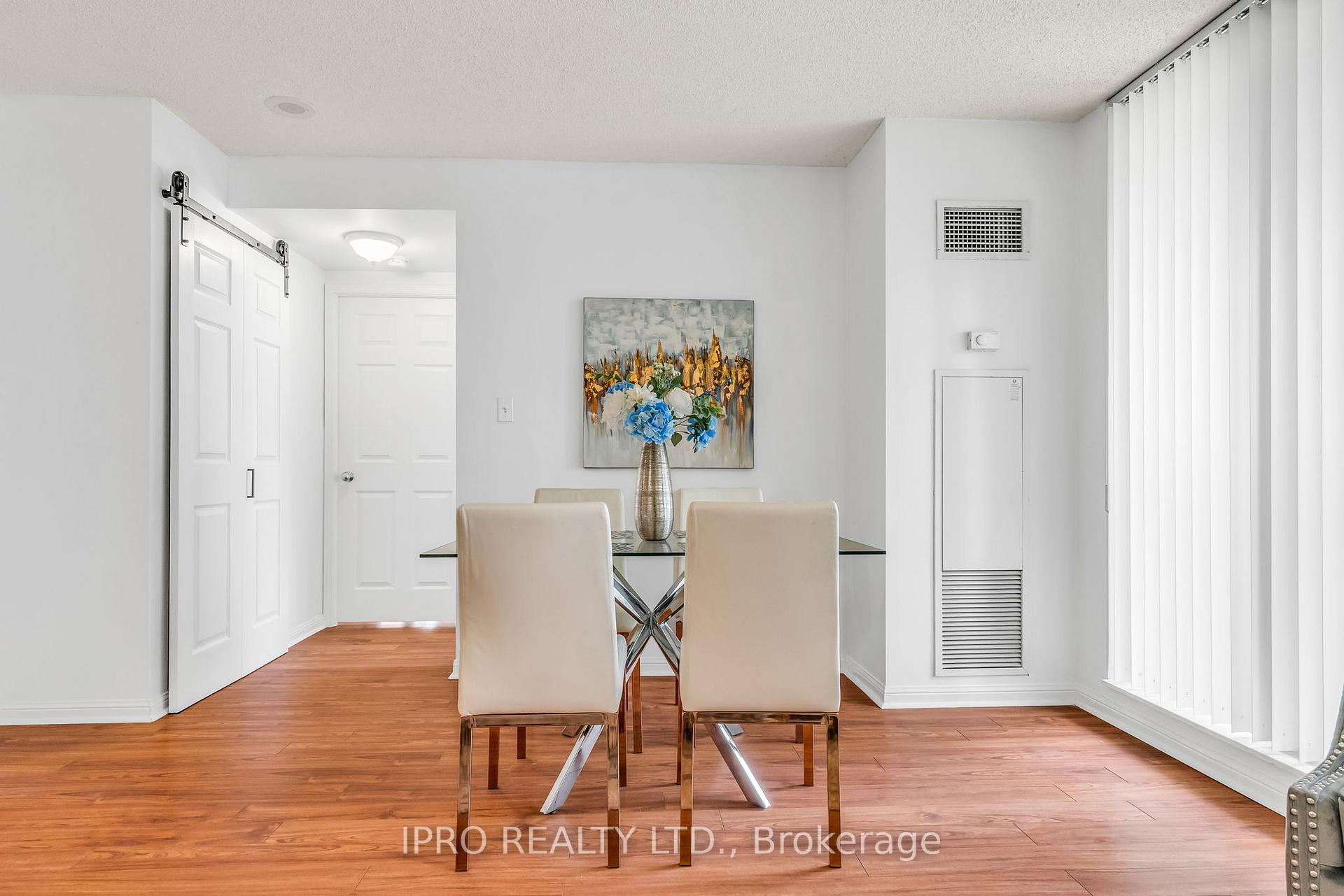 3 Bedrooms Condo at 23 Lorraine, Toronto For sale