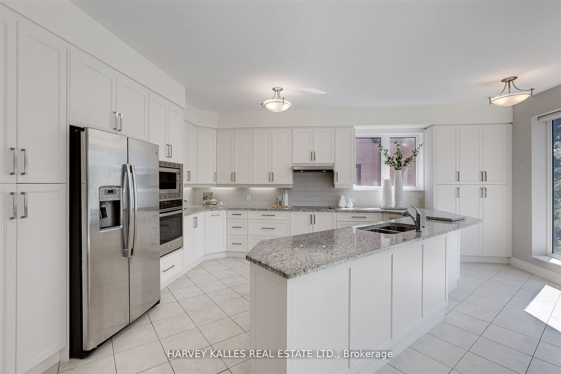62 Prince Edward Boulevard