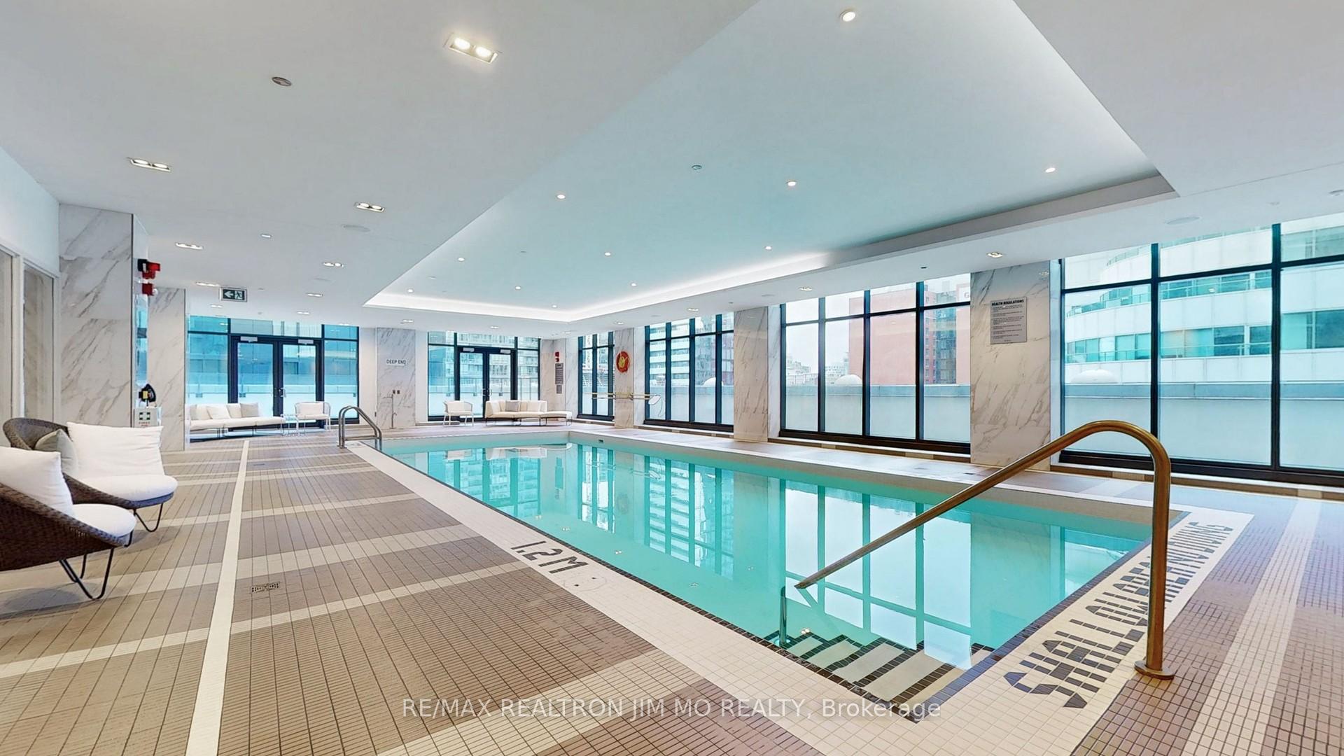 1 Bedroom Condo at 125 Blue Jays,  Toronto For sale