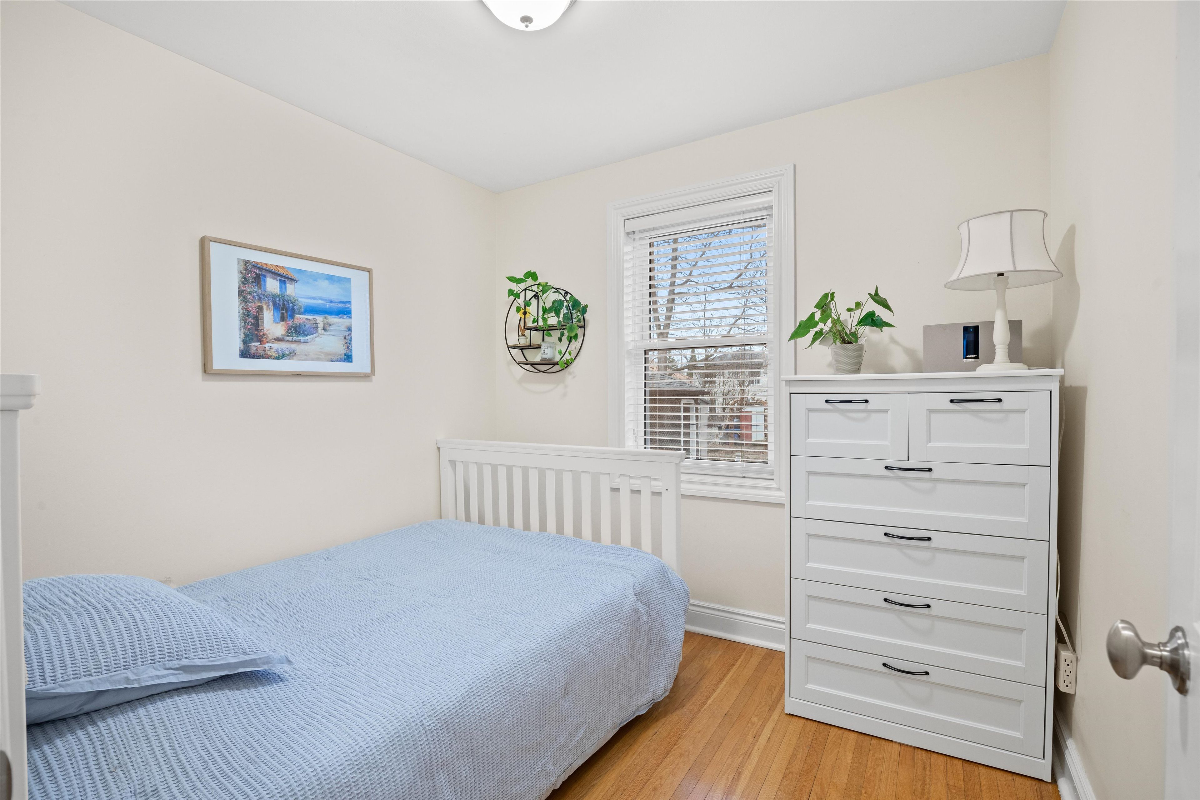 371 Hounslow Avenue