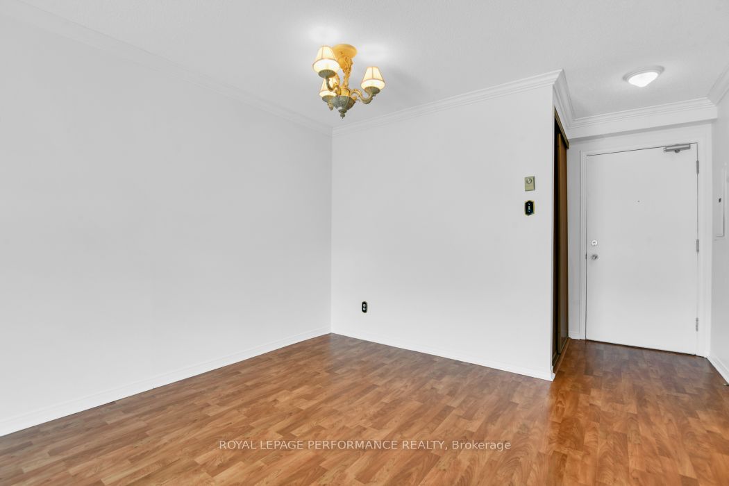 345 CENTRUM Boulevard W, #403
