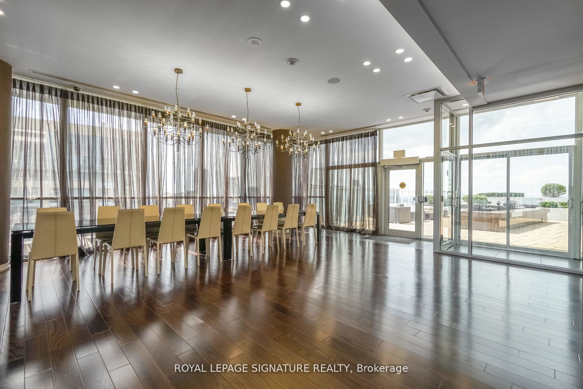223 Webb Drive, #1509