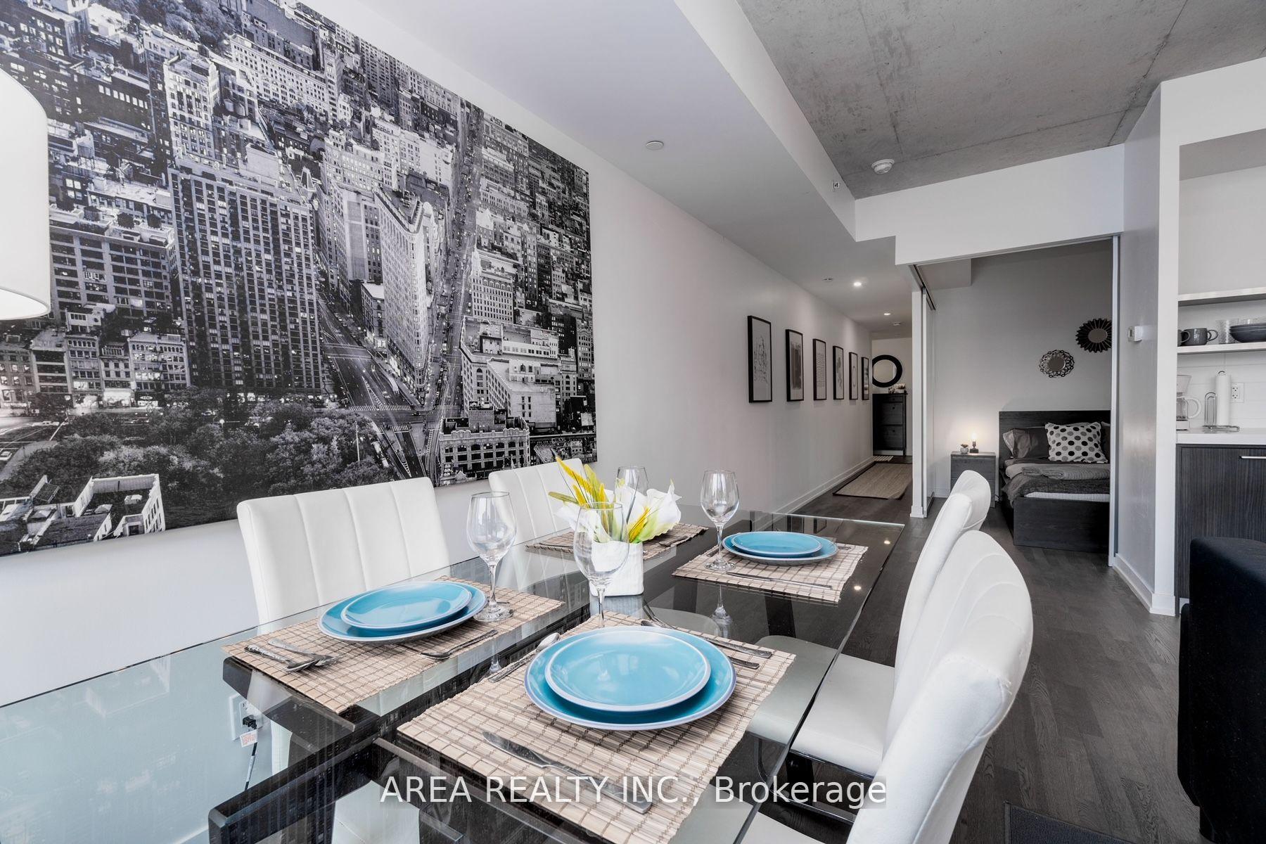 2 Bedrooms Condo at 461 Adelaide, Toronto For sale