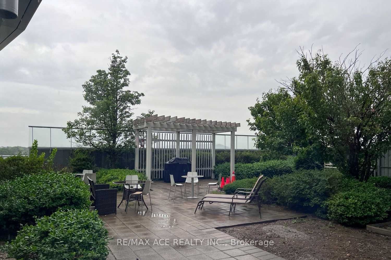 38 Lee Centre Drive, #2315