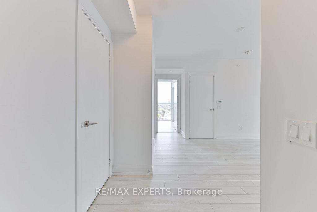2 Bedrooms Condo at 1461 Lawrence, Toronto For sale