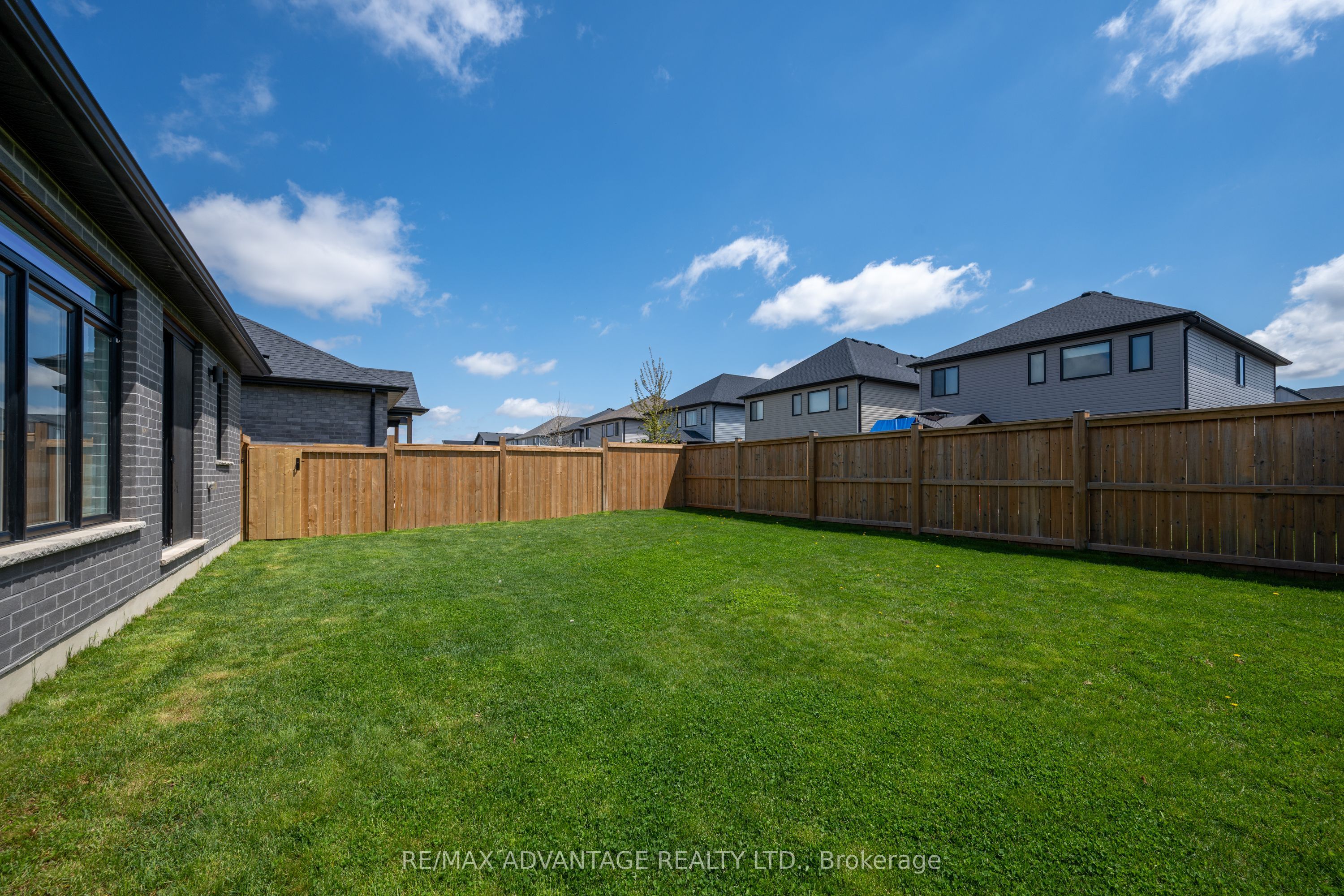 383 Daventry Way, #5
