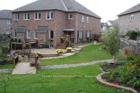 83 Gamble Glen Crescent