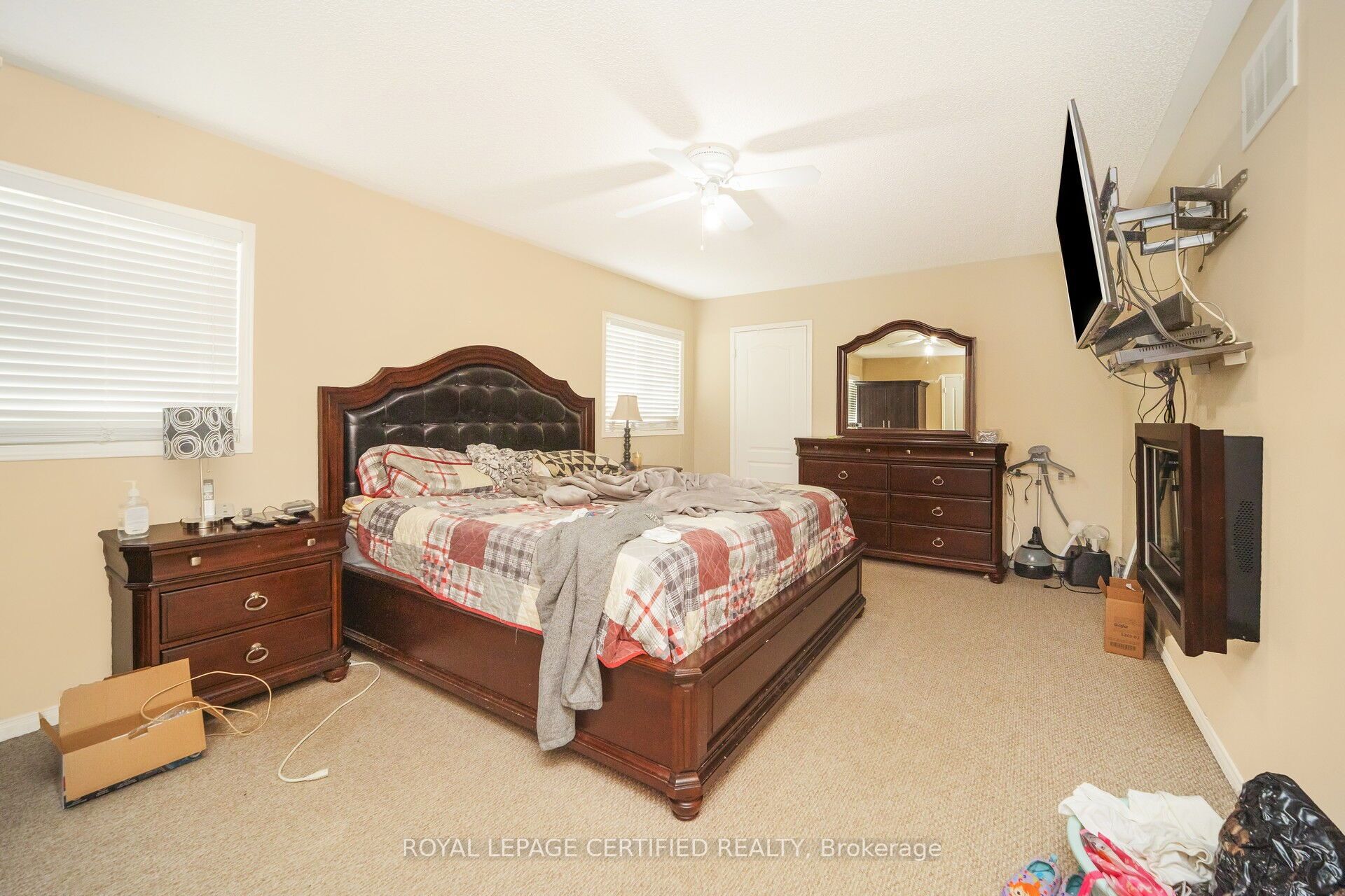 12 Sunnybrook Crescent