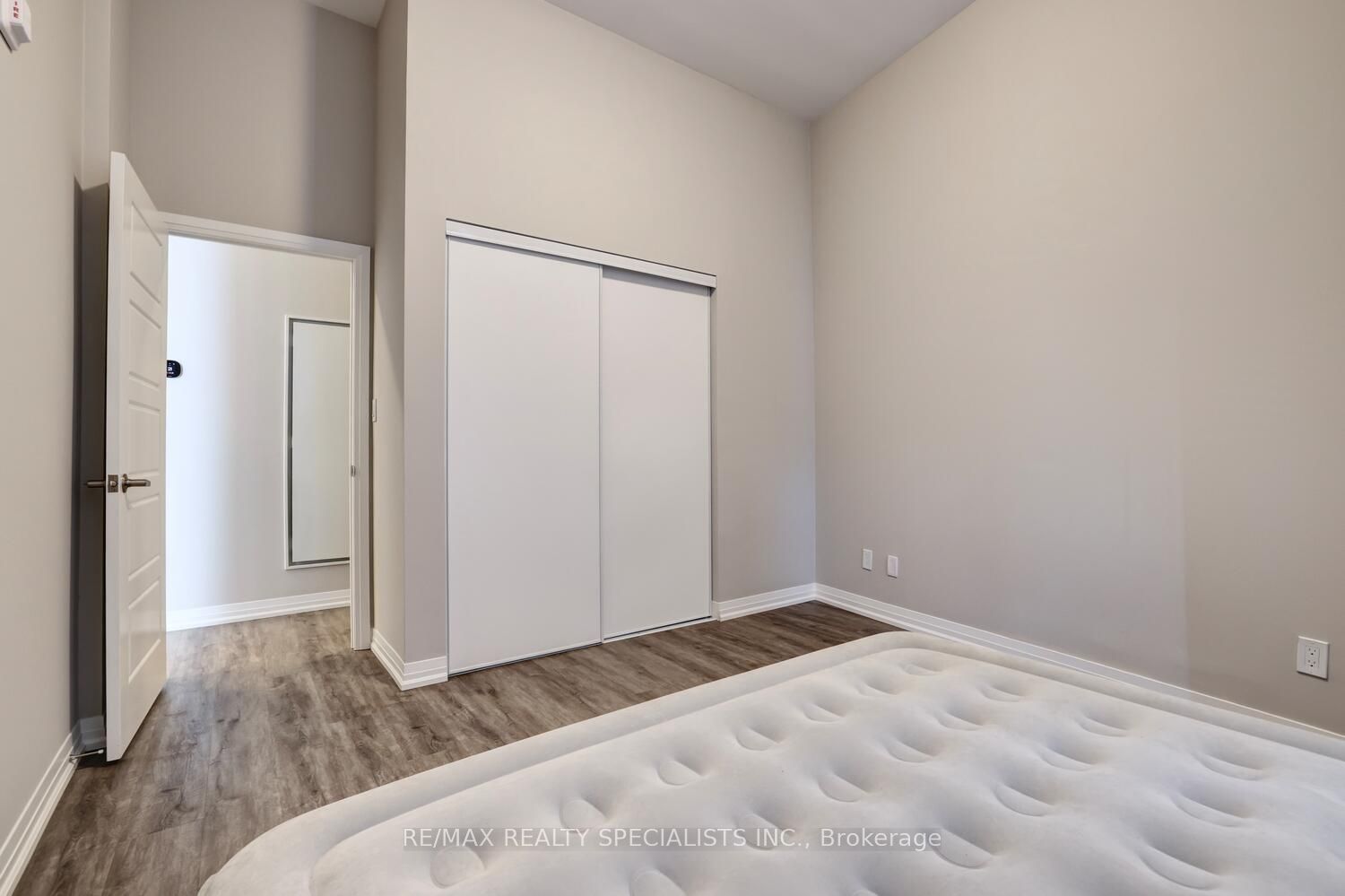 3265 Carding Mill Trail, #101