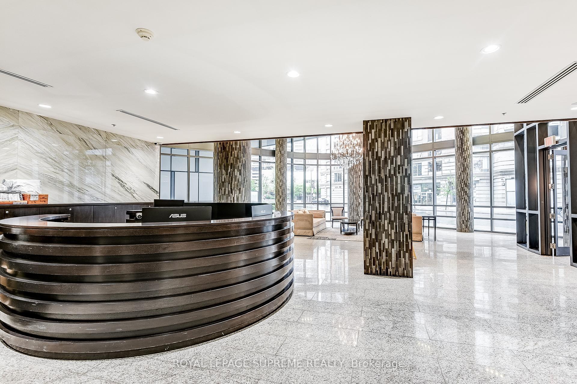 2 Bedrooms Condo at 825 Church, Toronto For sale