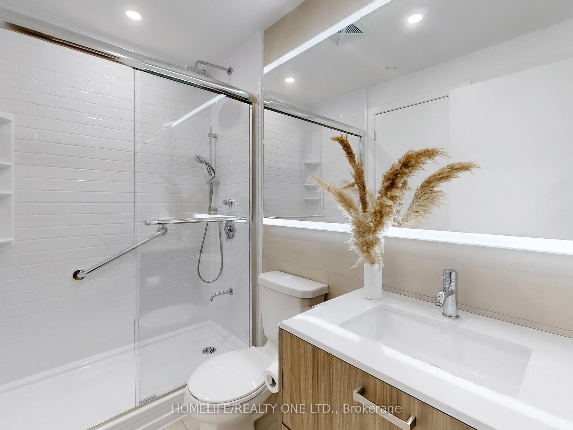 2 Bedrooms Condo at 1331 Queen, Toronto For sale