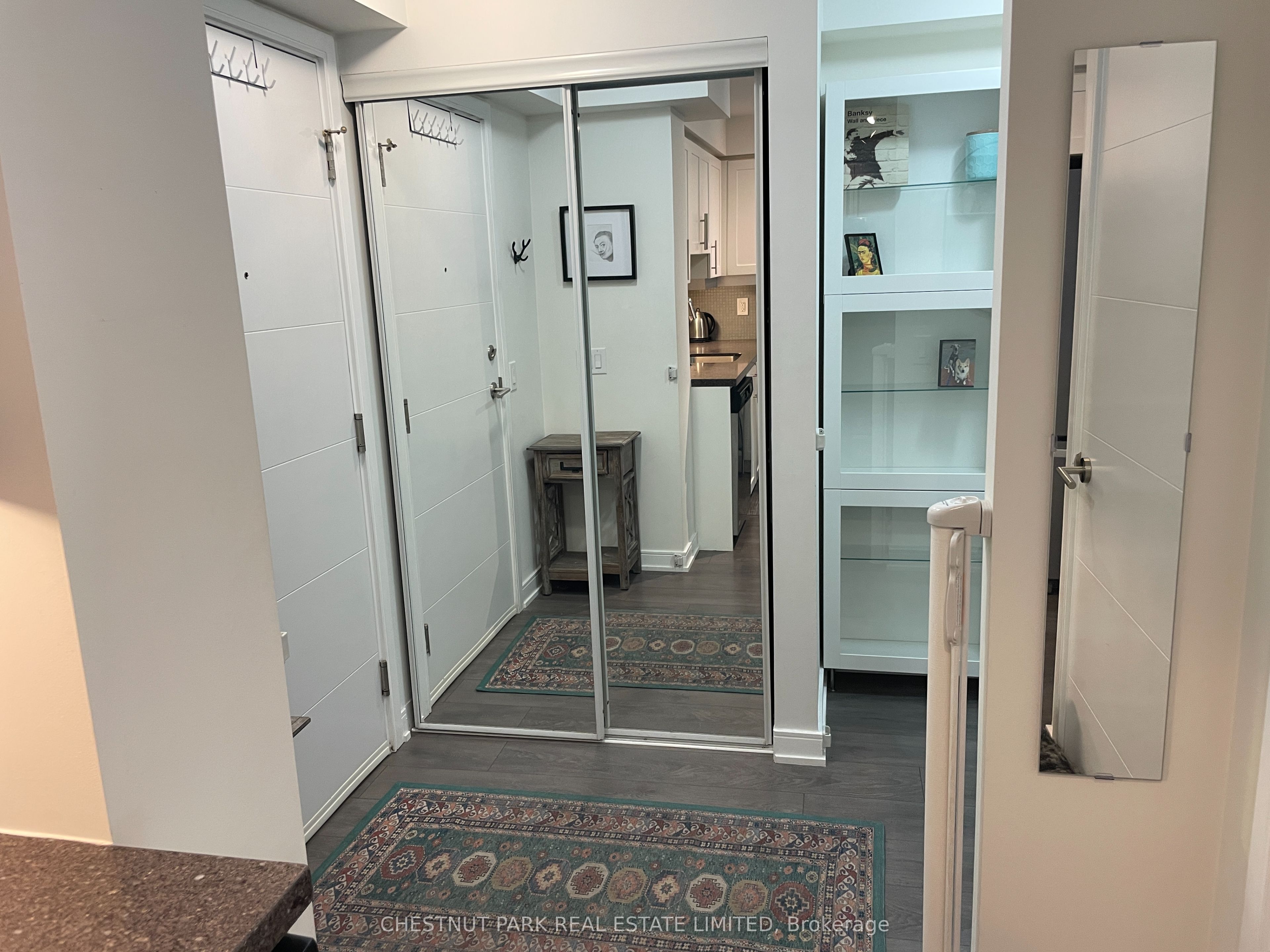 525 Adelaide Street W, #701