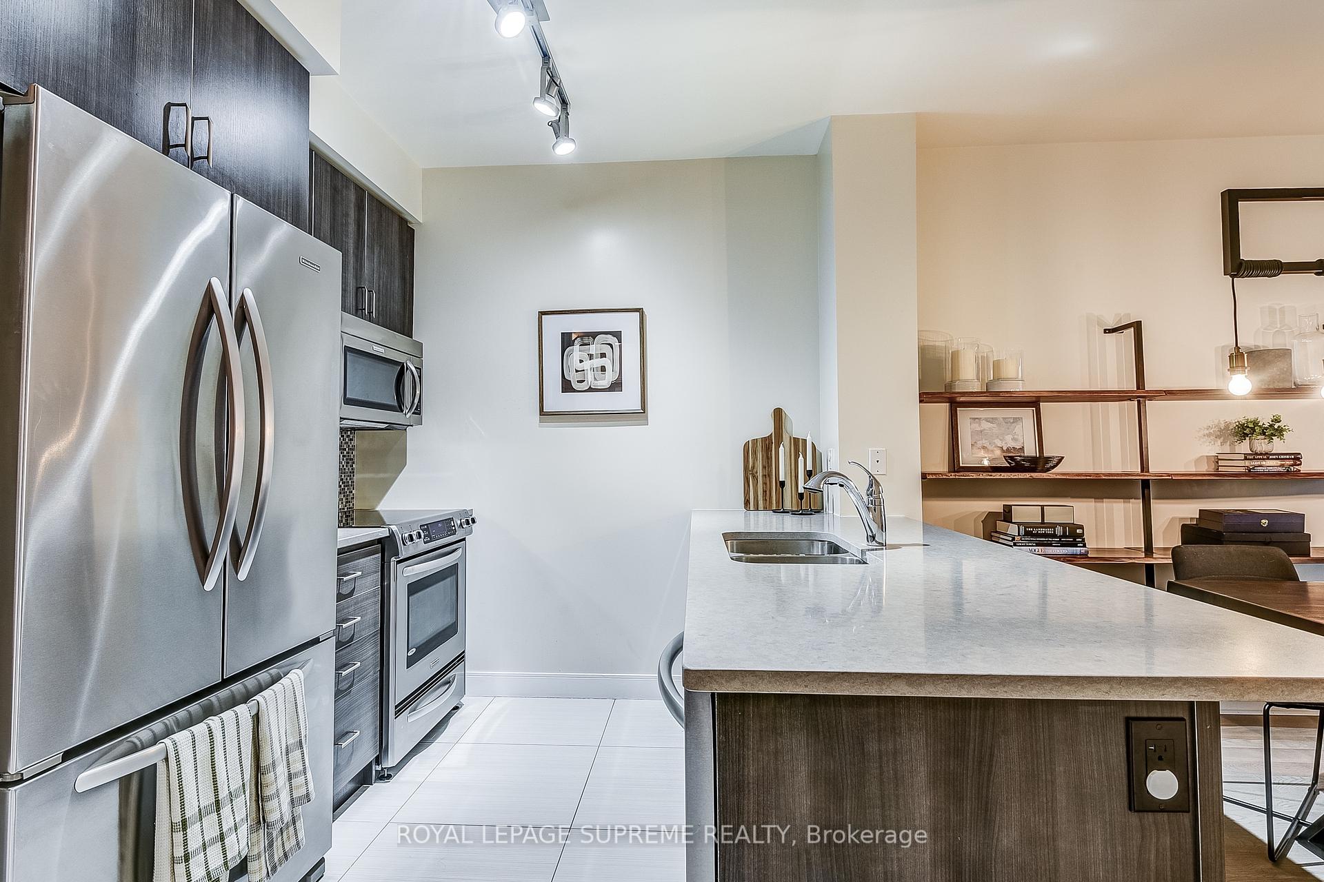 2 Bedrooms Condo at 825 Church, Toronto For sale