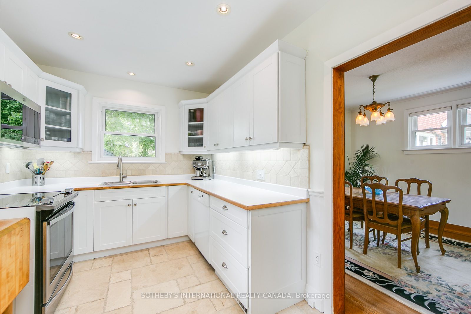 5 Springbank Avenue
