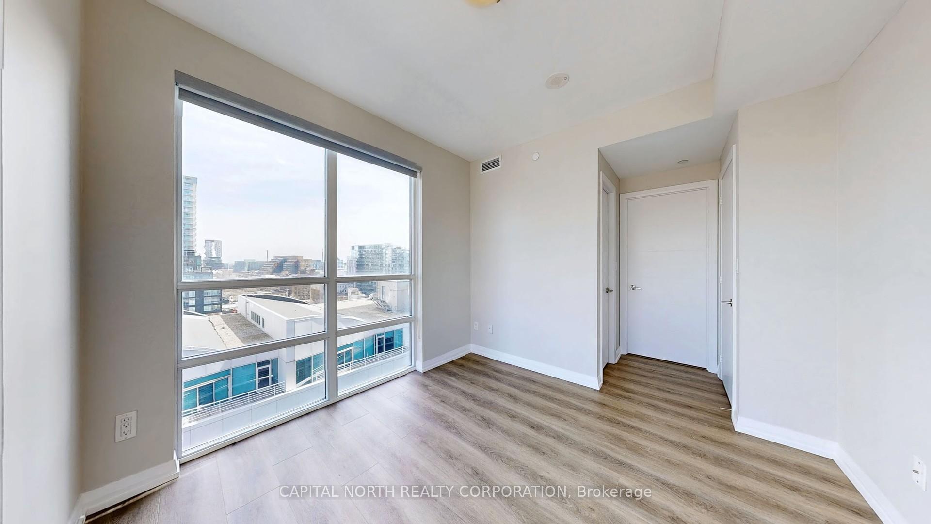 2 Bedrooms Condo at 460 Adelaide,  Toronto For sale