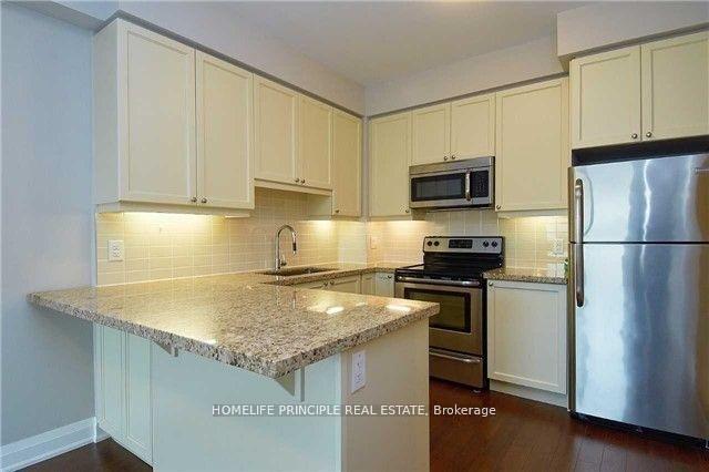 1 Bedroom Condo at 12 Woodstream, Vaughan For sale