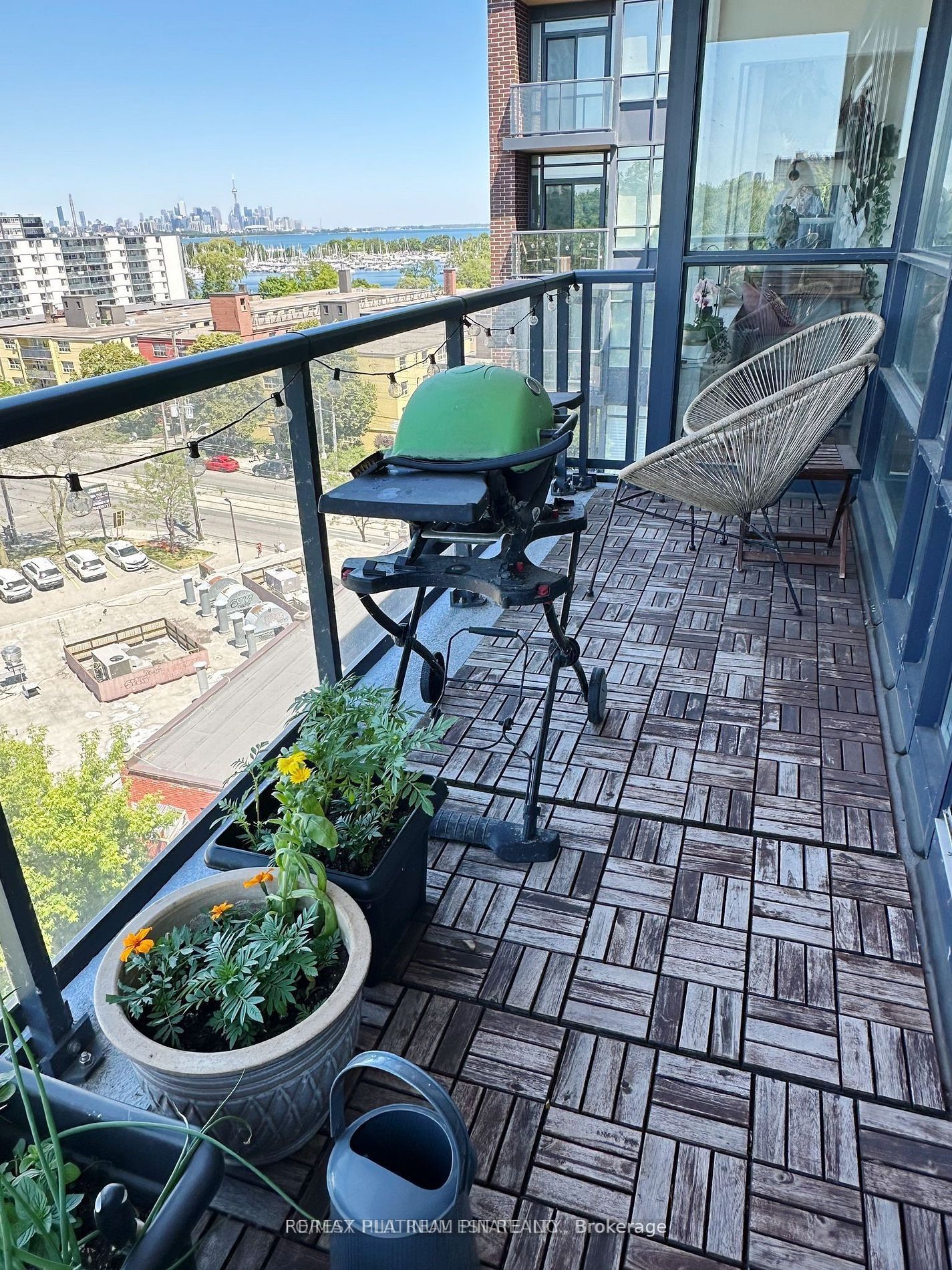 11 Superior Avenue, #812