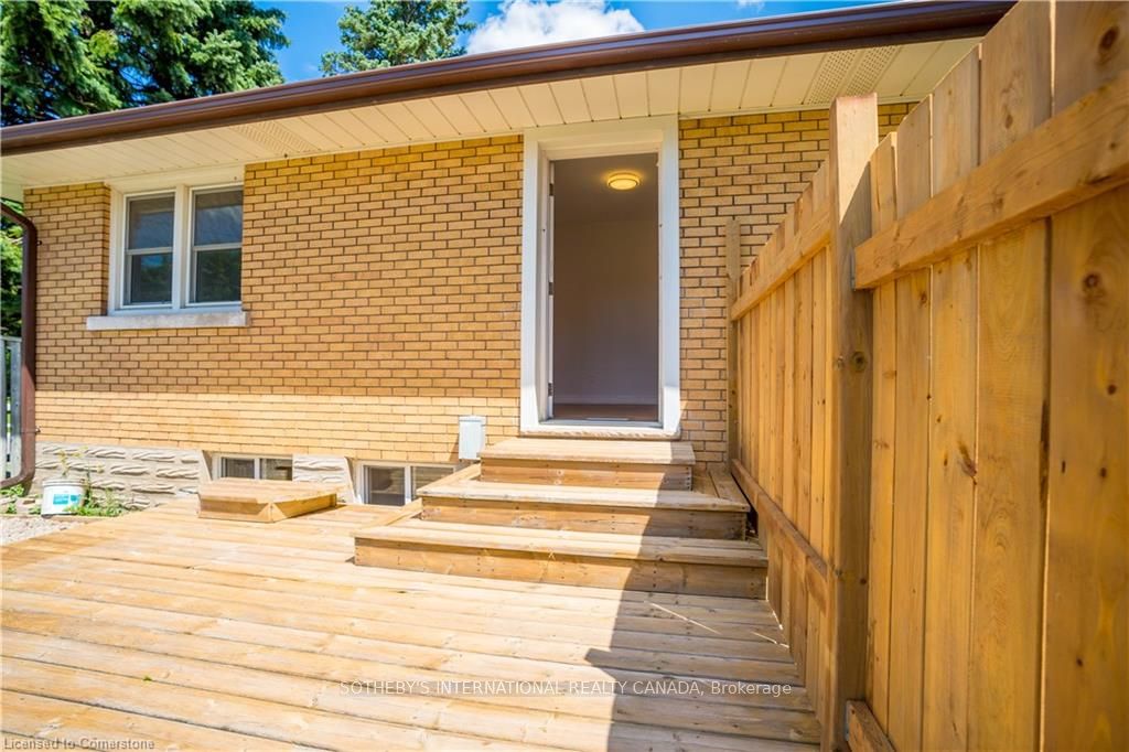 79 Ellis Crescent S