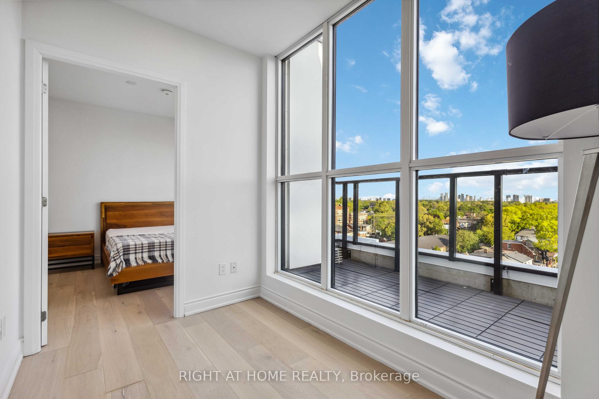2 Bedrooms Condo at 2301 Danforth, Toronto For sale