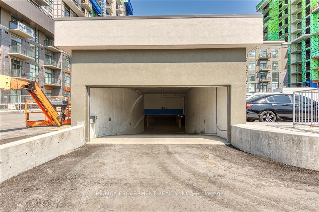 1 Bedroom Condo at 460 Dundas,  Hamilton For sale