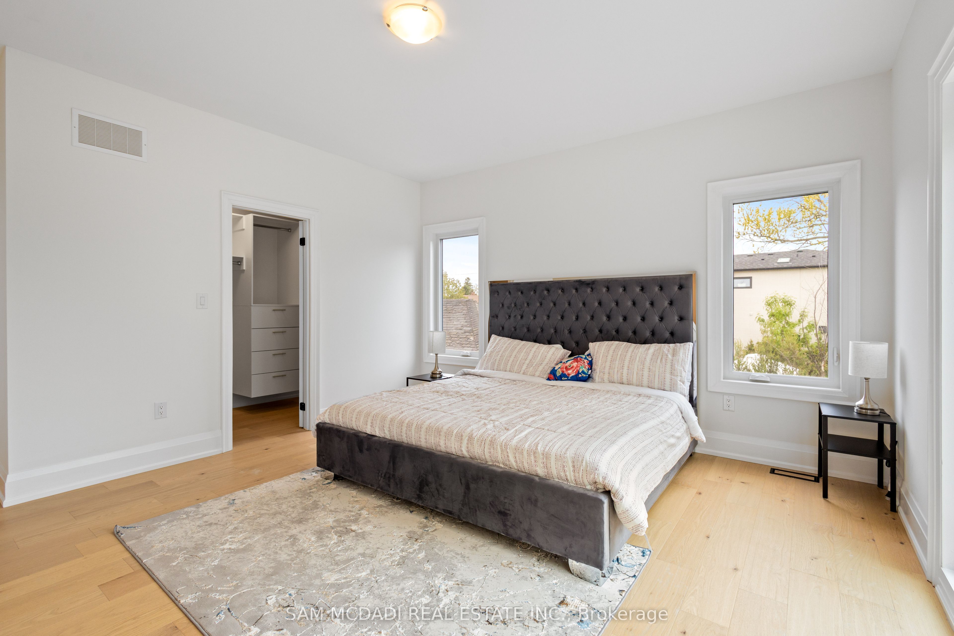 1037 Meredith Avenue