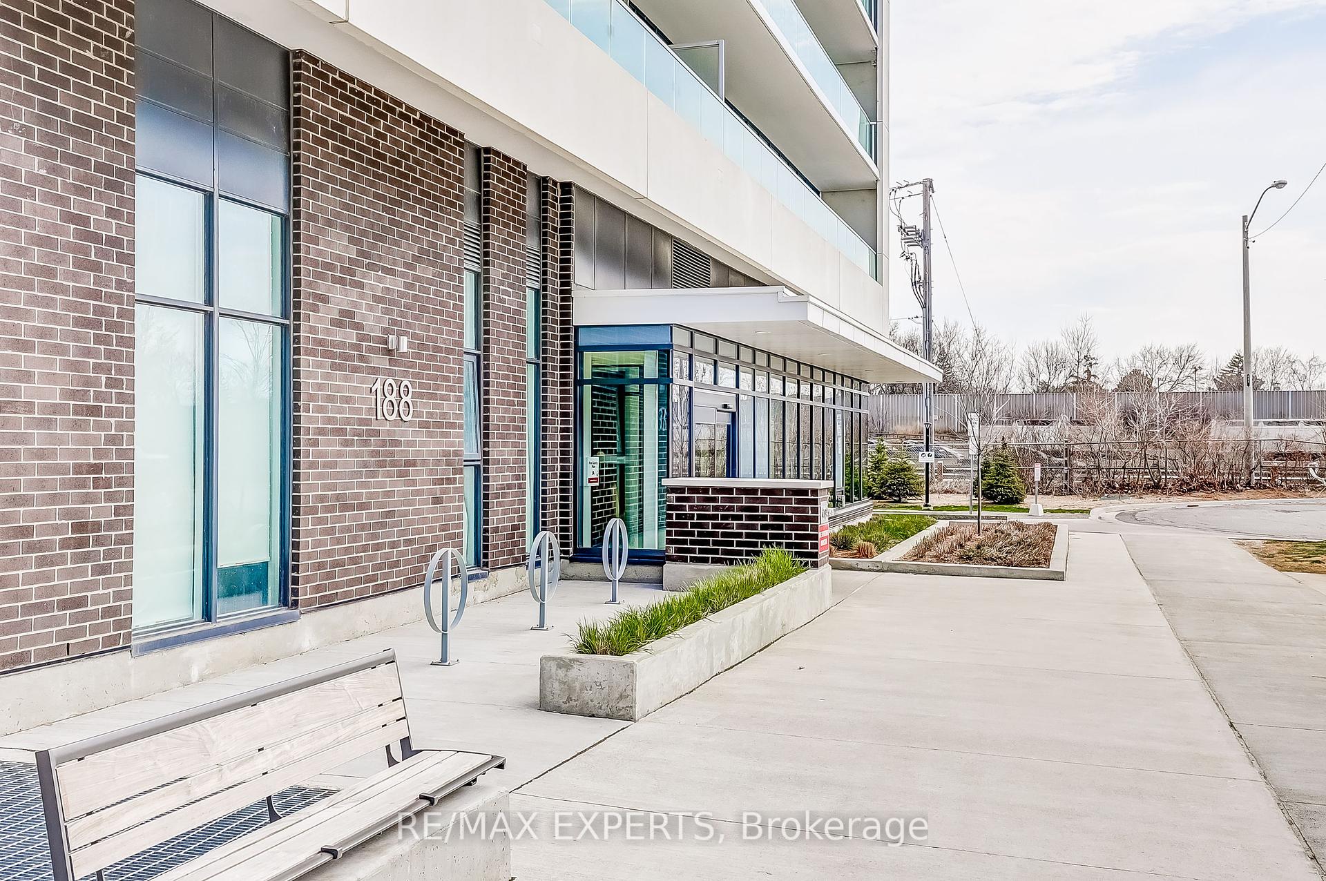 2 Bedrooms Condo at 188 Fairview Mall,  Toronto For sale