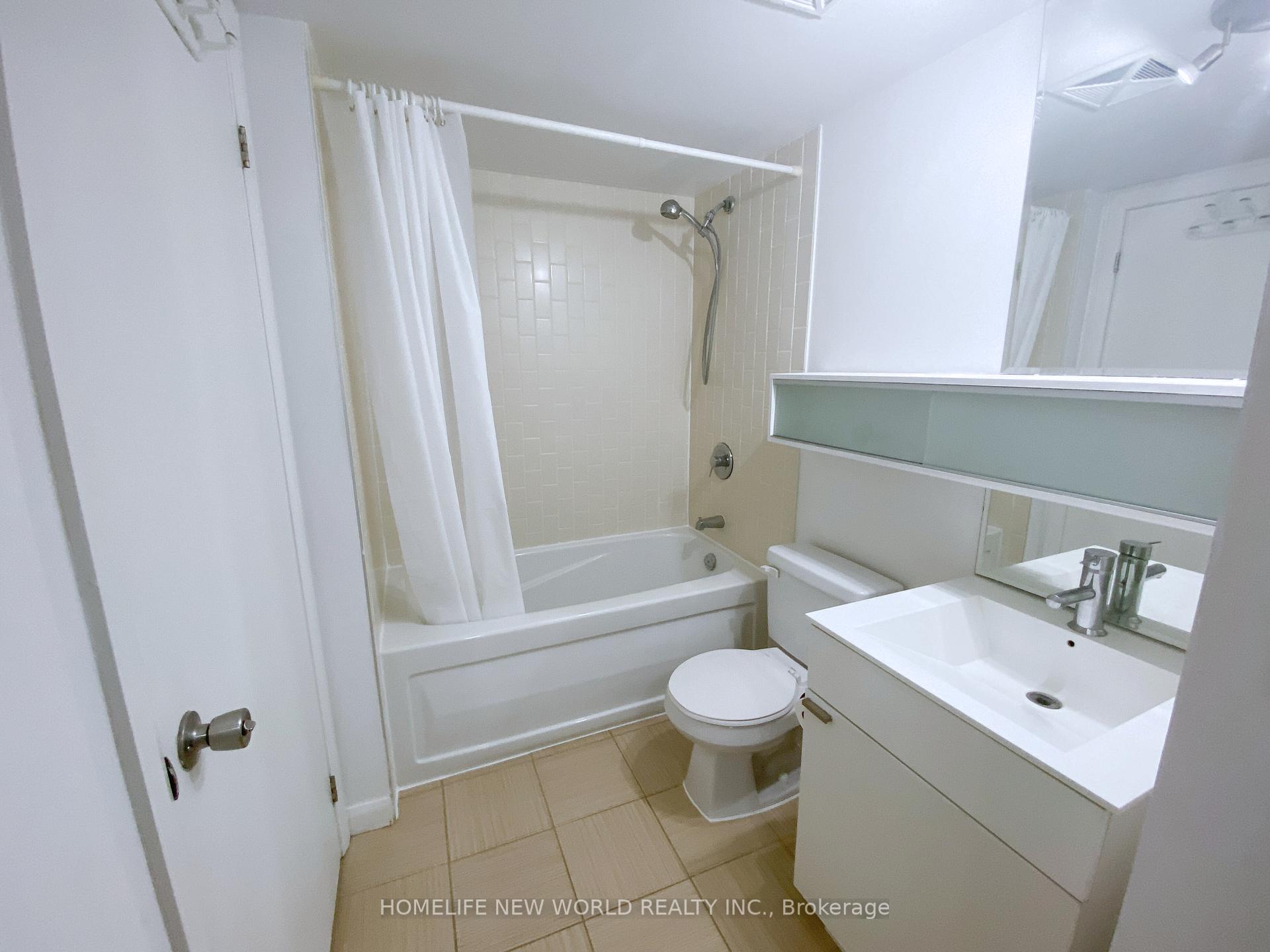 1 Bedroom Condo at 111 Elizabeth, Toronto For sale