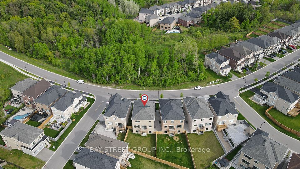 100 Woodhaven