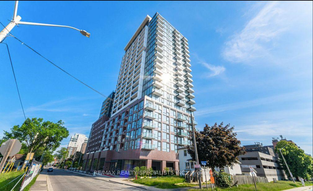 1 Bedroom Condo at 28 ANN, Mississauga For sale