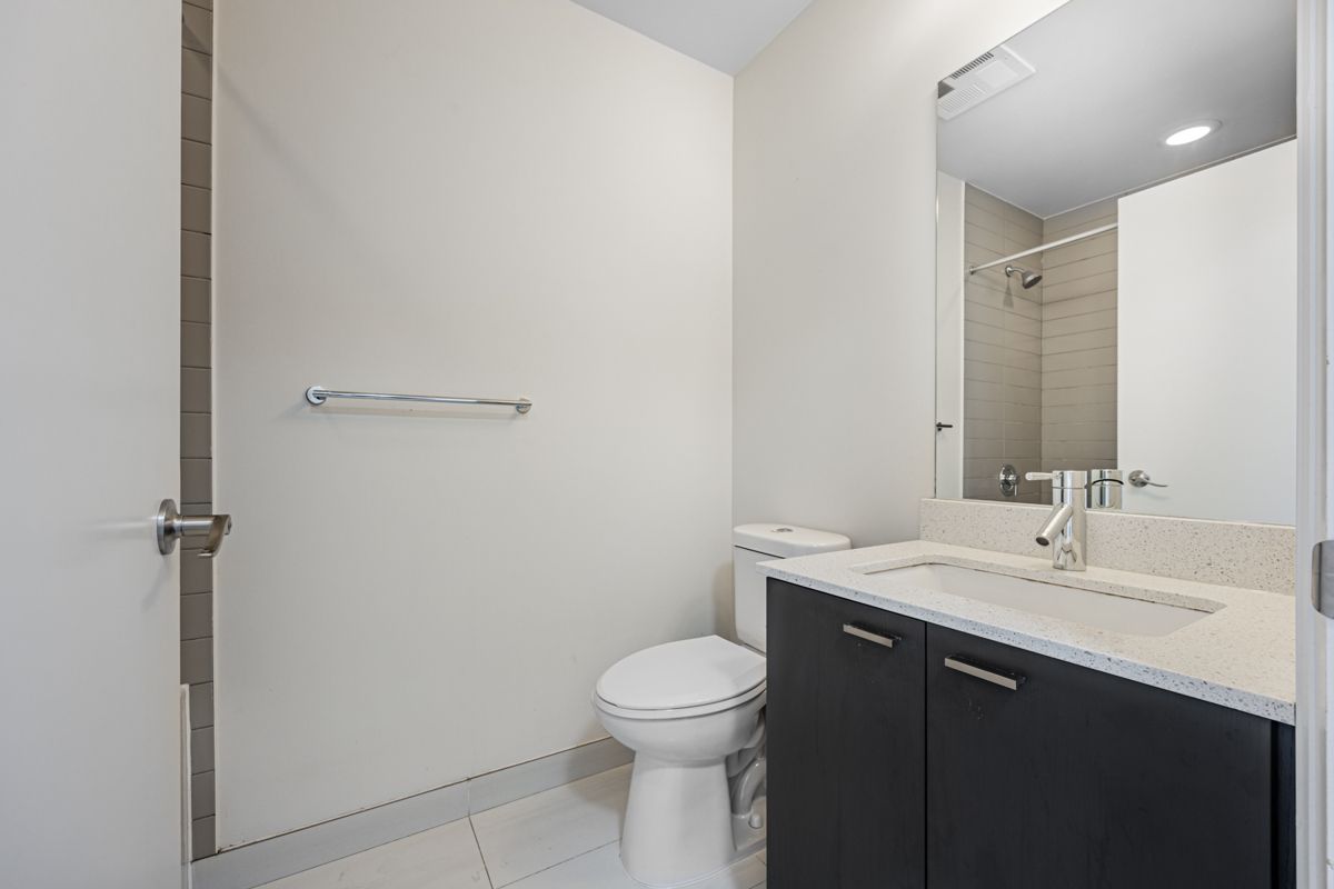 30 Roehampton Avenue 413