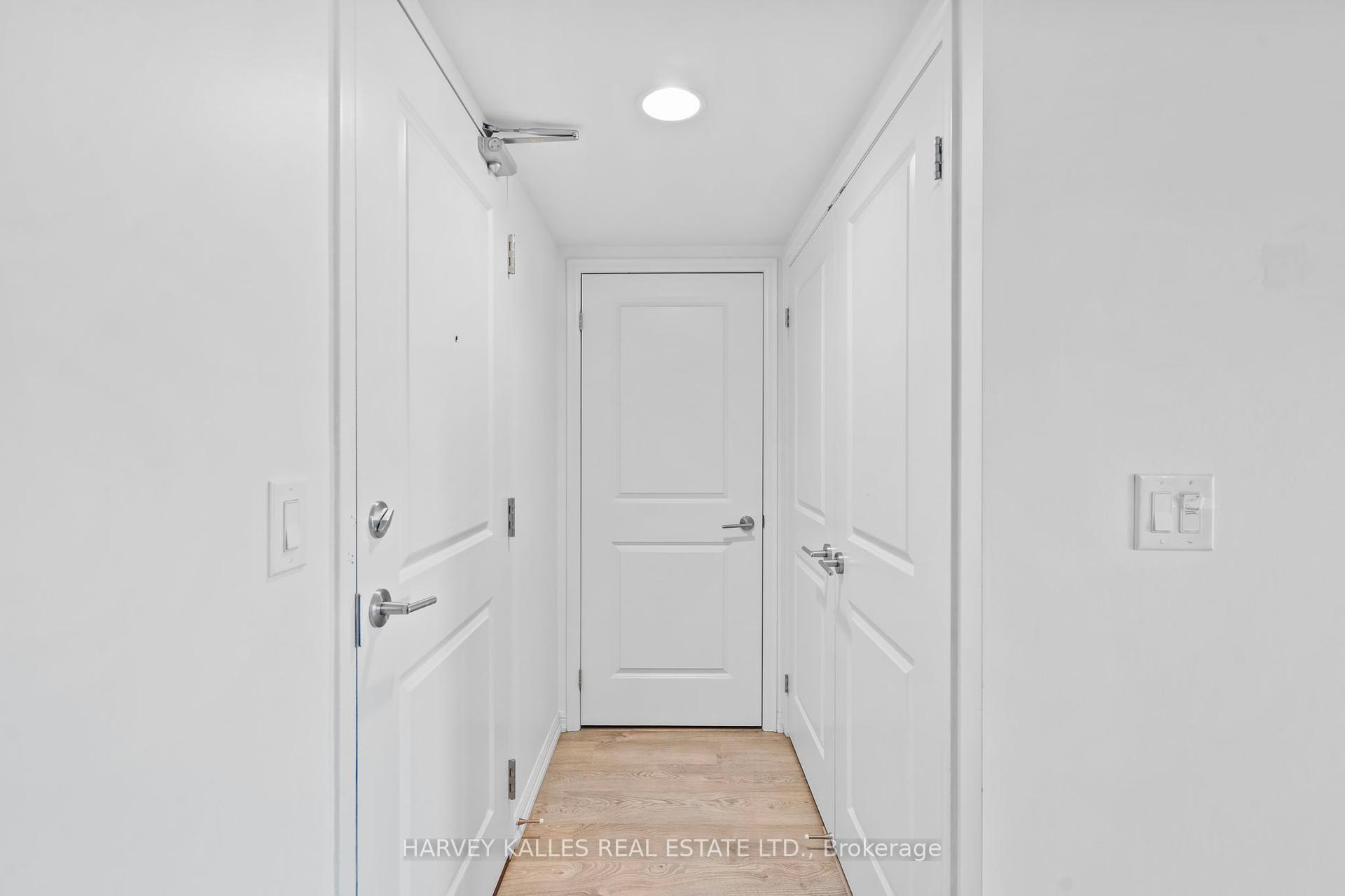 125 Western Battery Road 1316