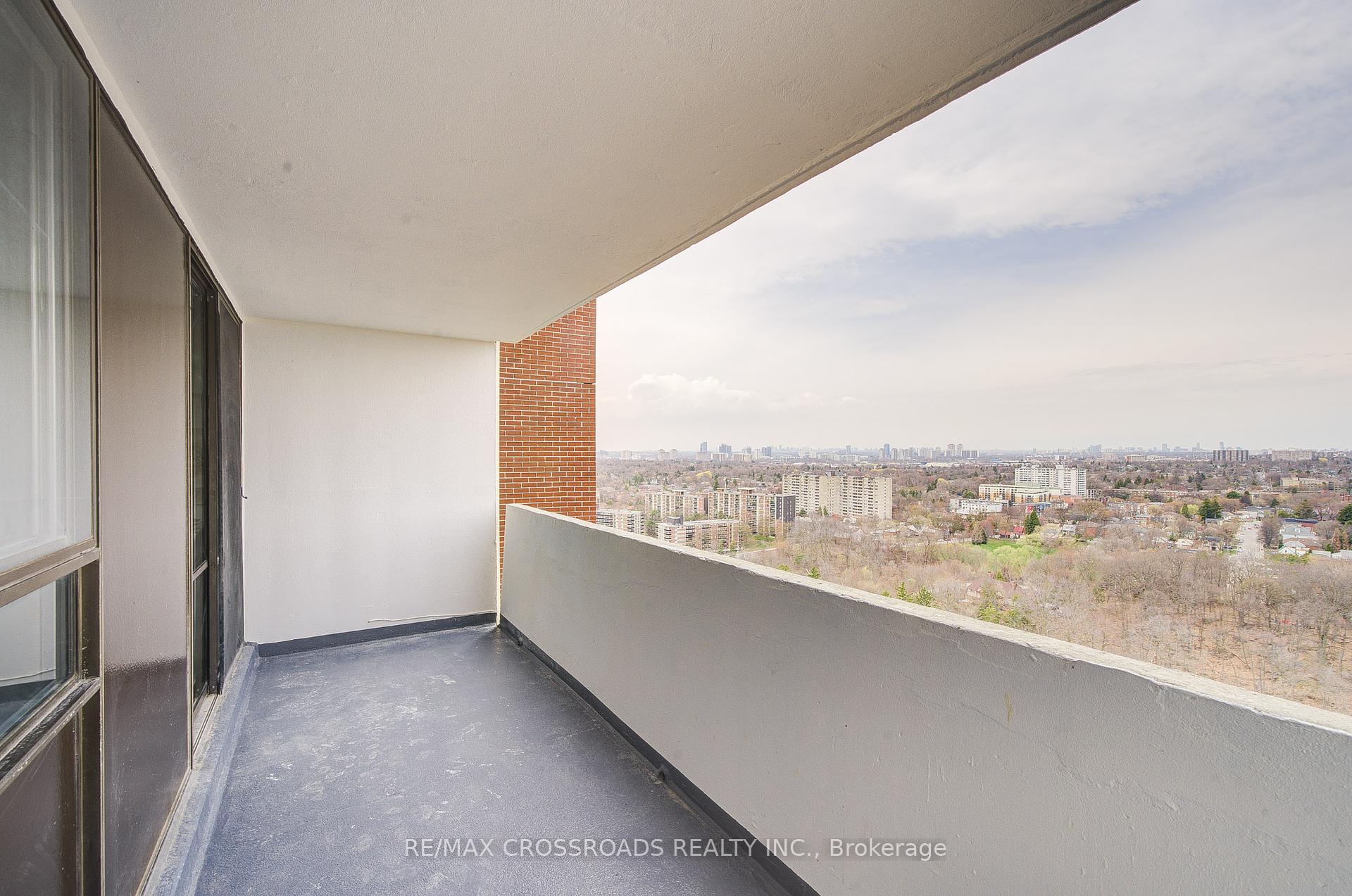 1 Bedroom Condo at 3 Massey, Toronto For sale