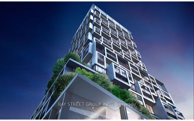 8 Hillsdale