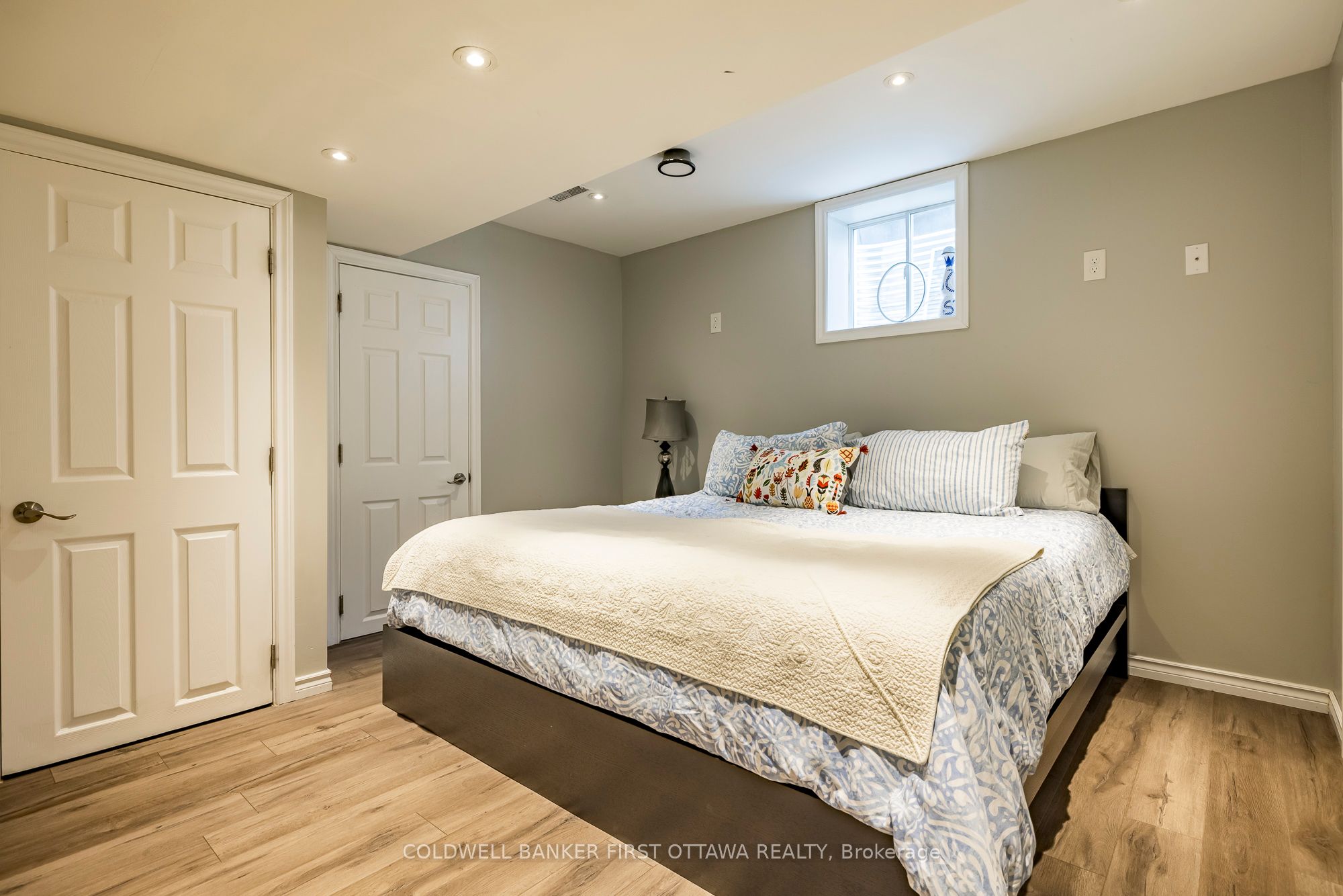 170 FLOWING CREEK Circle