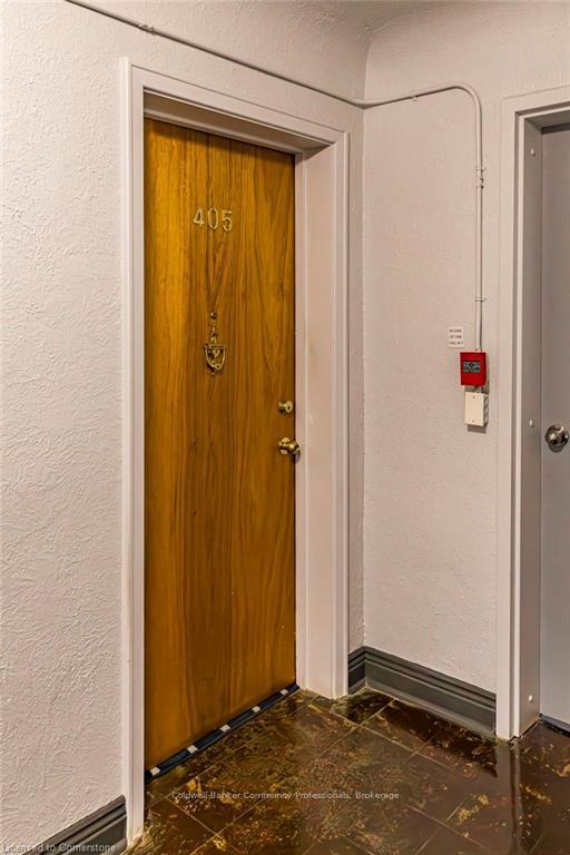2 Bedrooms Co-op at 5 East 36th,  Hamilton For sale