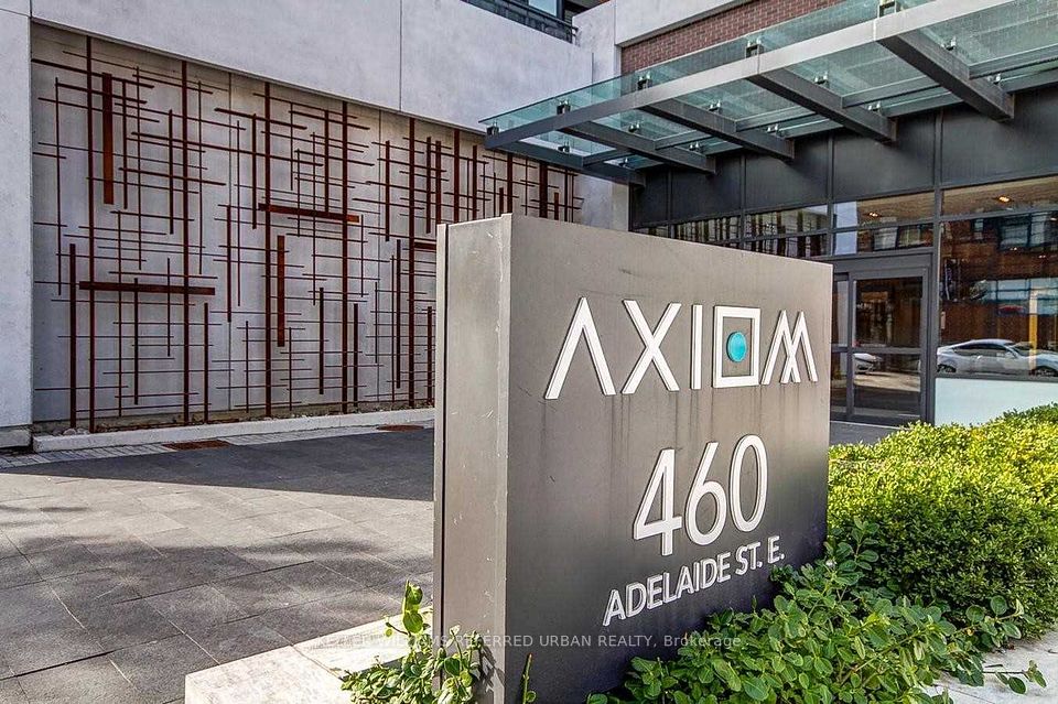 460 Adelaide