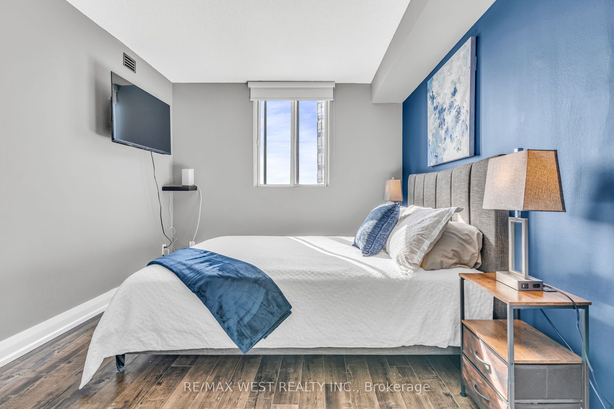 145 Hillcrest Avenue, #1615