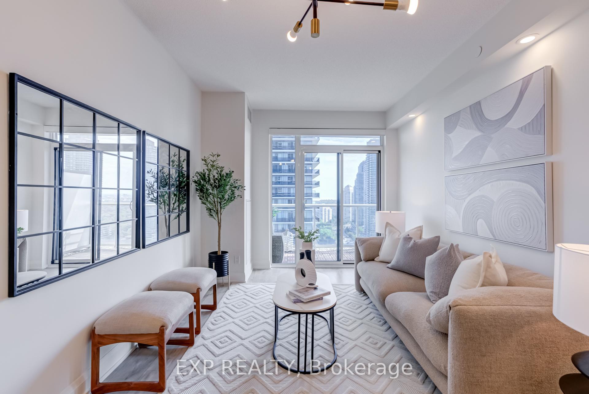 2 Bedrooms Condo at 56 Annie Craig, Toronto For sale