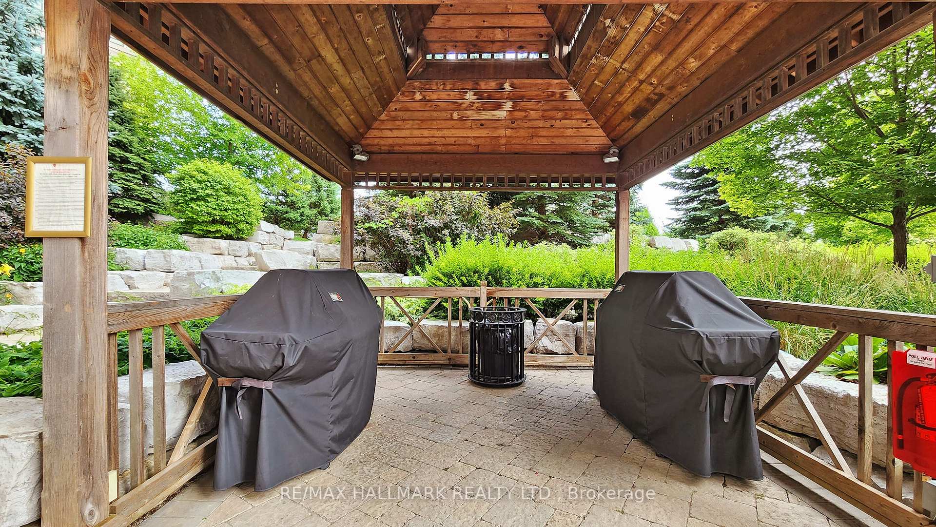 3 Bedrooms Condo at 9245 Jane, Vaughan For sale