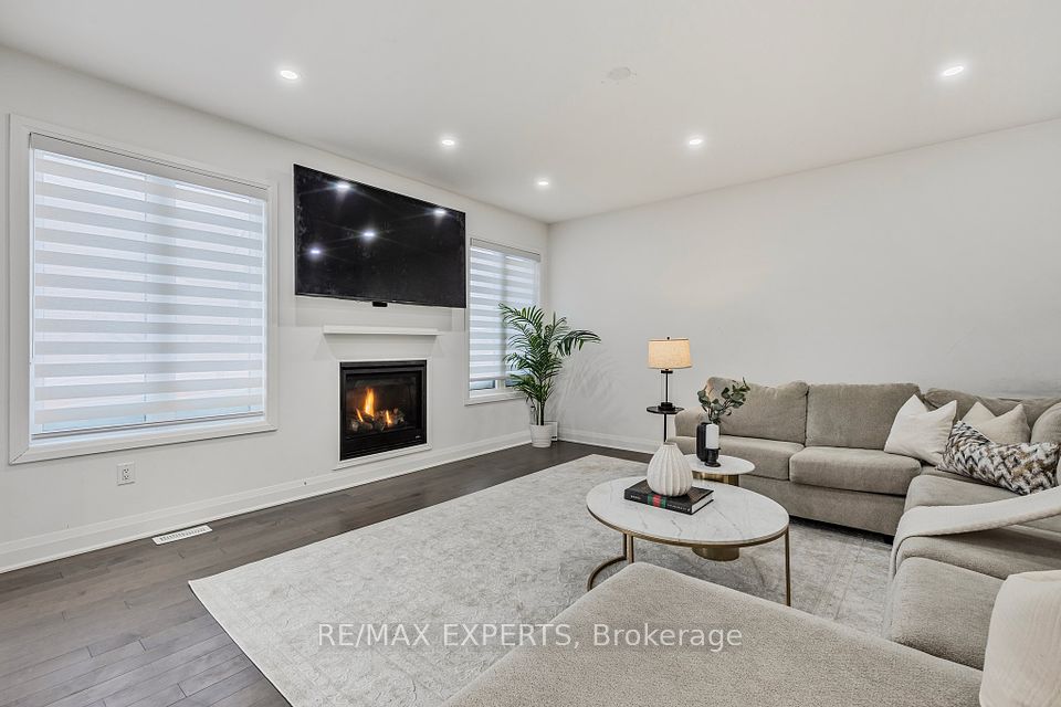 1411 Lobelia Crescent