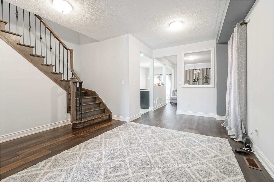 240 Brussels Full House Avenue, Brampton, ON L6Z 0E1