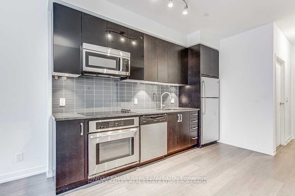 98 Lillian Street 712